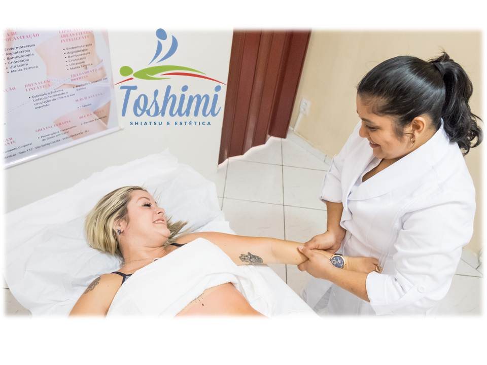 Atendimento de shiatsu e estética na Toshimi